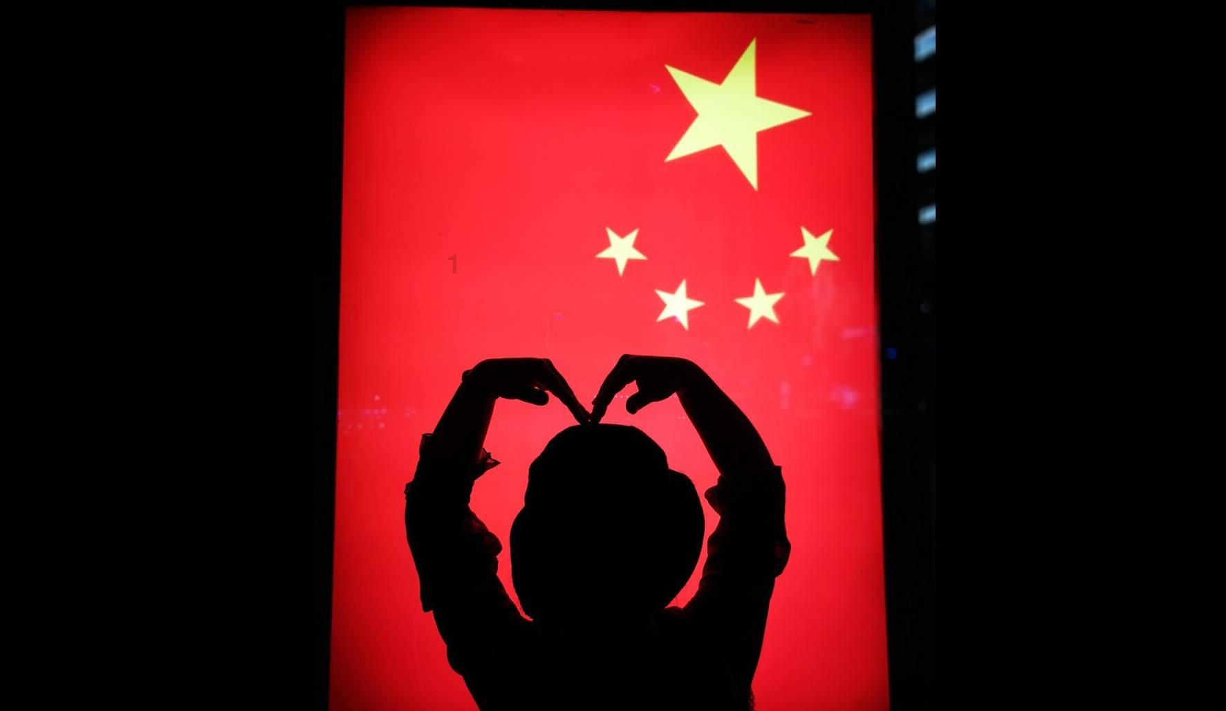 女,40岁,我该怎么办?-智能问答|大脑里的问题遇到大脑回答